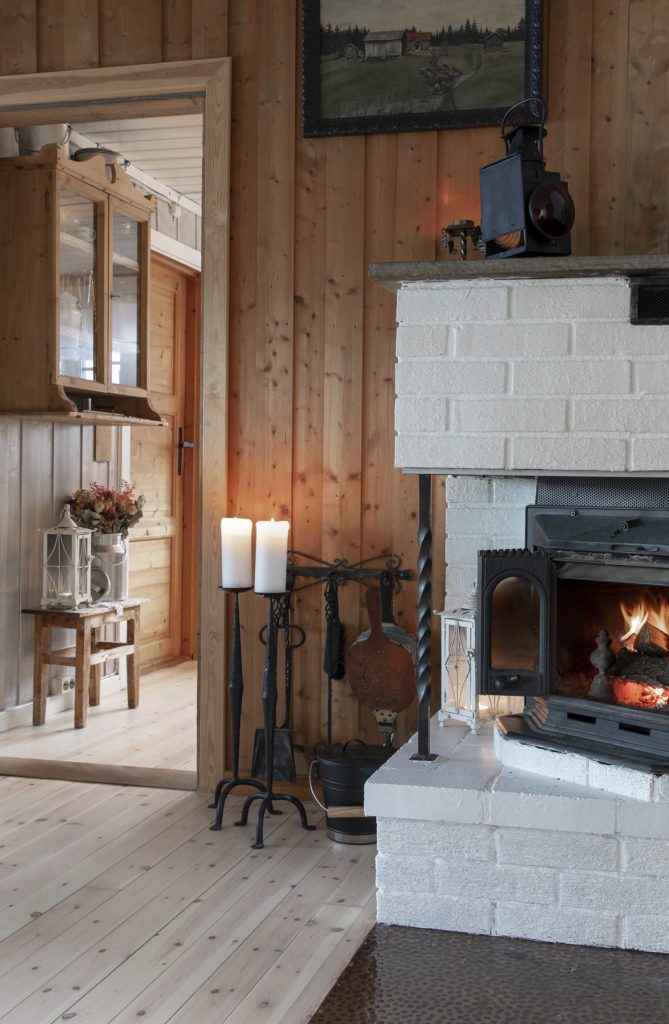 Gulvsliping på hytte